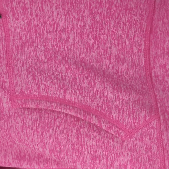 Women's pink Under Armour hoodie hooded sweatshirt size medium cold gear - Picture 4 of 5